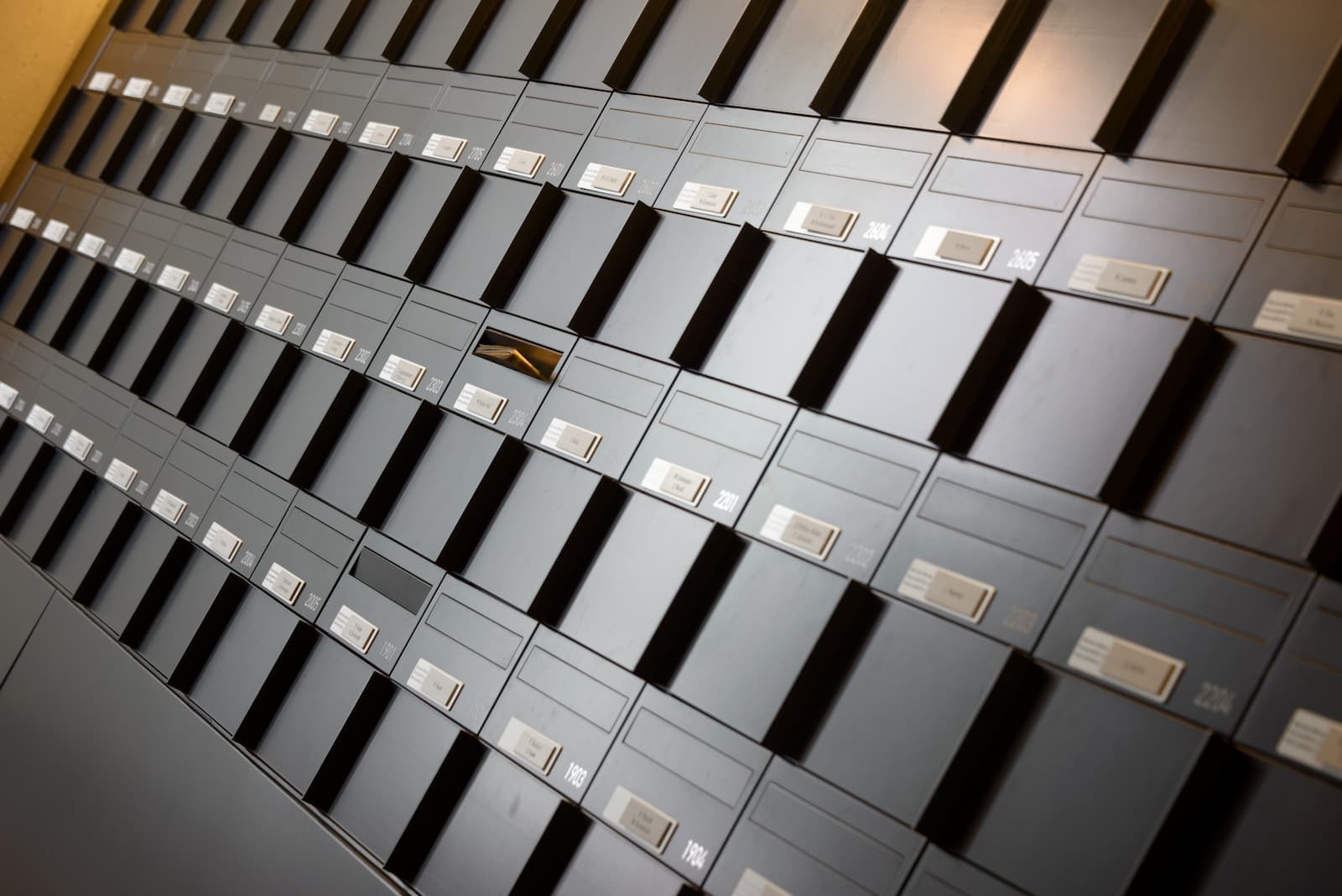 Briefkastenanlage im Bäretower, Ostermundigen