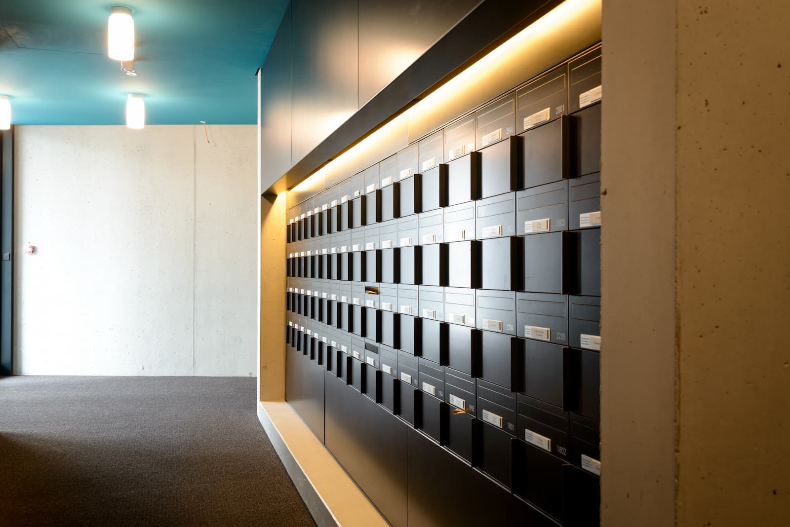 Briefkastenanlage im Bäretower in Ostermundigen